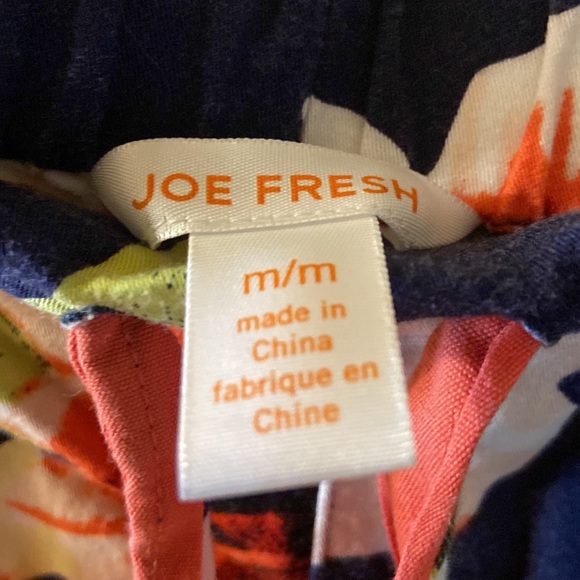 Joe Fresh blue with orange flowers pj shorts - size medium - Picture 4 of 7